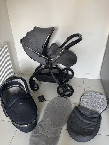Egg pram excellent condition - pram,