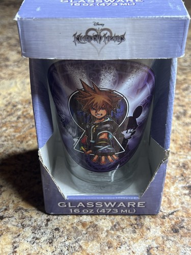 Kingdom hearts pint - 16, oz