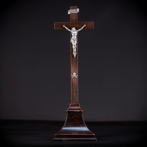 Altar crucifix antique - crucifix,