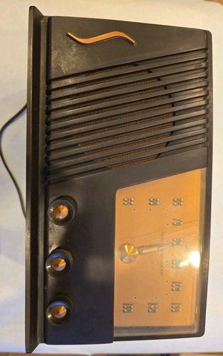 Vintage silvertone radio - vintage,