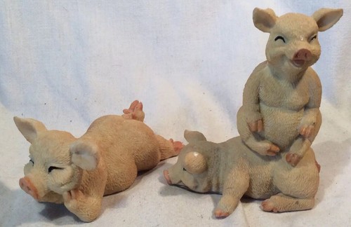 Lovely collectable pig - collectable,
