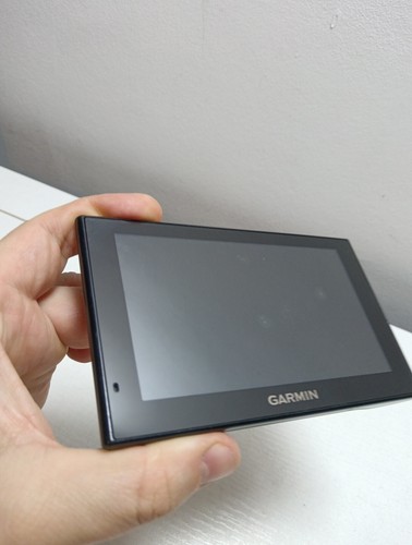 Garmin nuvi 2519lm sat nav - garmin,