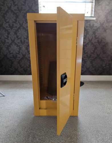 Heavy duty lockable metal - duty,