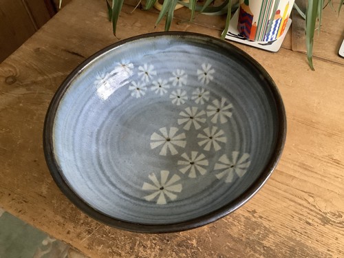 Unknown mark studio pottery - mark,