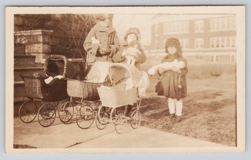 Antique photo c1920 - c1920, young