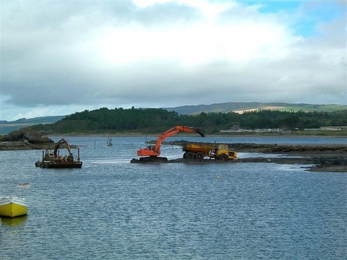 Photo 6x4 dredging the harbour - photo,