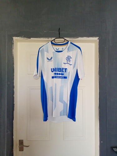 Glasgow rangers training top