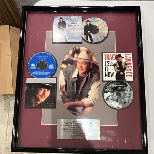 Tracy lawrence framed - lawrence,