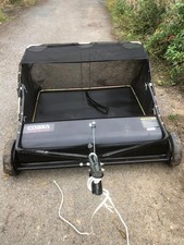 COBRA TLS 107 Sit On And Ride Leaf Collector