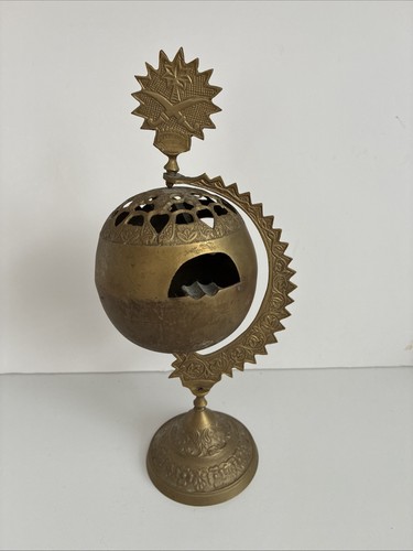 Vintage brass sphere ashtray - vintage,