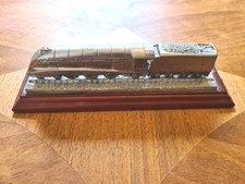 Vintage The Royal Hampshire