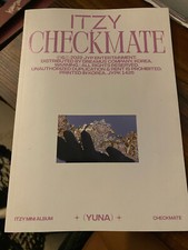 Itzy CheckMate - Yuna Version Mini Album