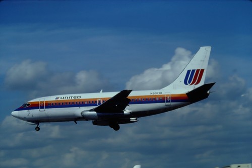 RC736_N9071U_UNITED