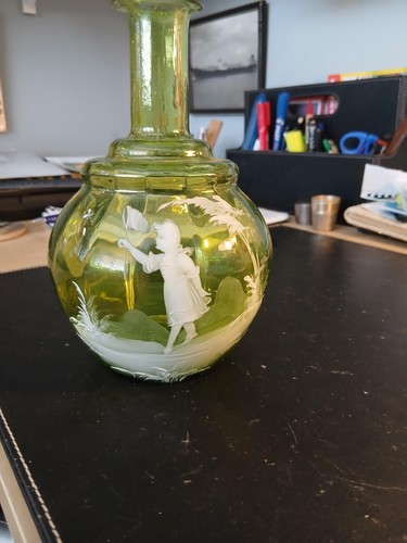 Mary gregory green glass - gregory,