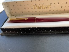 Ladies Parker fountain pen
