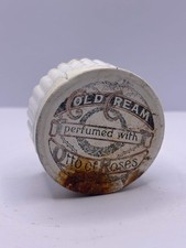 Old lidded chemist pot with