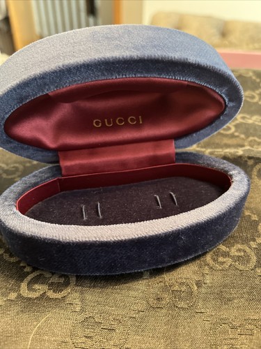 Gucci velvet jewellery box - jewellery,