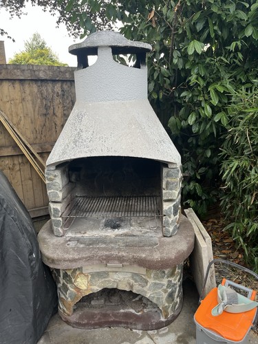 Masonry stone bbq with - masonry,
