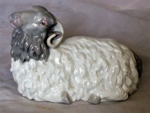 Gebruder heubach ram sheep - gebruder,