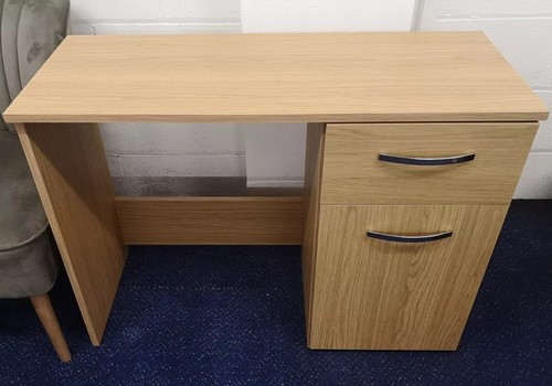Hayward oak coloured desk with - coloured,