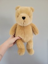 Gund Disney classic Pooh Bear