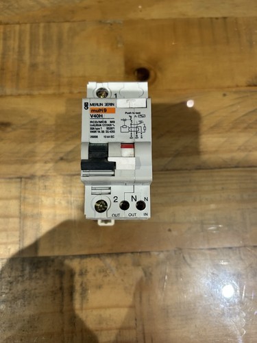 Merlin gerin multi - 9, type