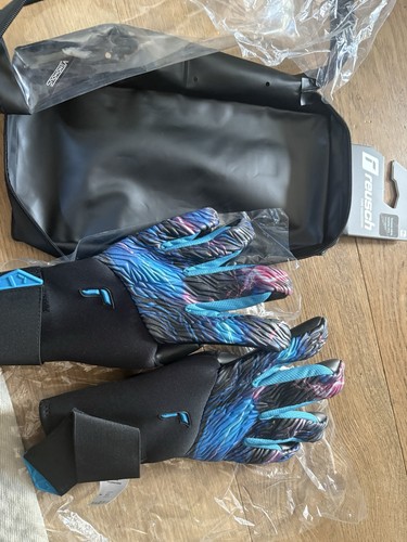 Reusch goalkeeper gloves 5 - reusch,