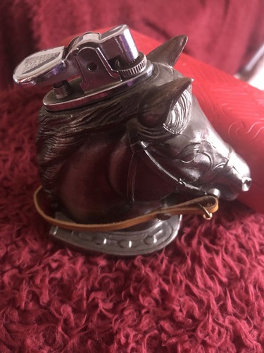 Horse head table - table, lighter,