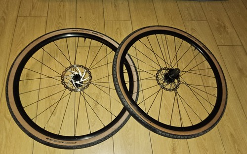 Giant alloy gravel - alloy, bike