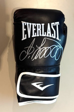 Oleksandr Usyk Signed Boxing Glove with Certificate of Authenticity 