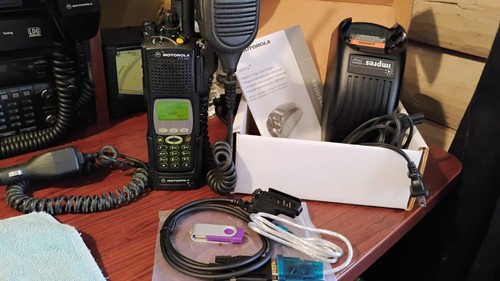 Motorola xts5000 vhf - motorola,