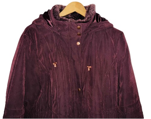 Berry dark red long - long, soft