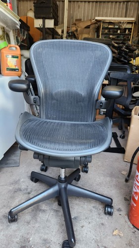 Herman miller aeron - herman,