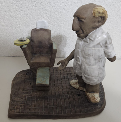Vintage rare pottery dentist - vintage,