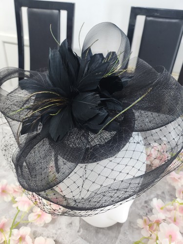 Suzanne bettley black - black, special