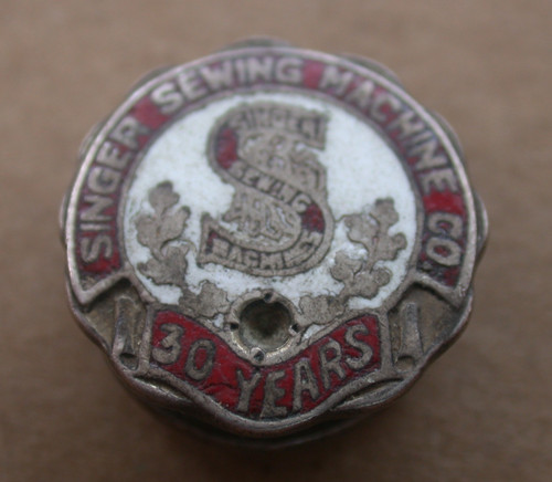 Employee years service - employee, of