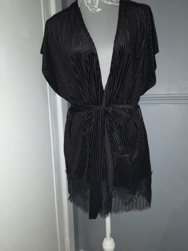 New look velour - new, lace