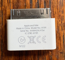 Nike + Apple iPod Tracker Sport Kit / Pedometer & Calorie Counter