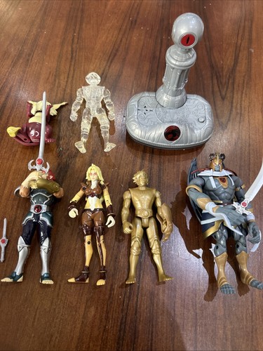 Thunder cats figure - thunder,