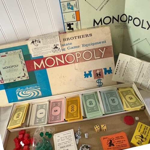 Parker brothers monopoly board - monopoly,