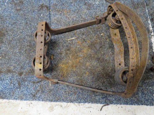 Vintage vetran rear seat - rear, frame