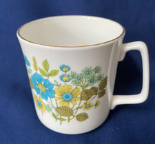 Cups & Saucers Vintage