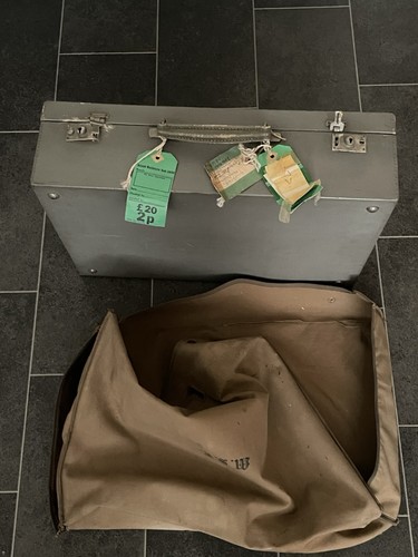 Finniganns vintage suitcase - vintage,