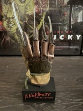 Freddy Krueger Glove Stand