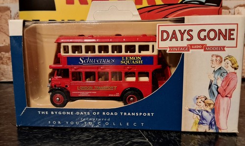 Lledo days gone dg015041 aec - lledo,