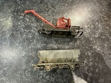 Triang Hornby Crane And Hopper Wagon