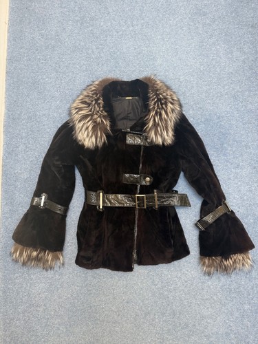 Arctic fox fur collar and