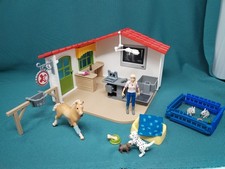 Schleich 42502 Veterinary practice with pets FARM WORLD complete