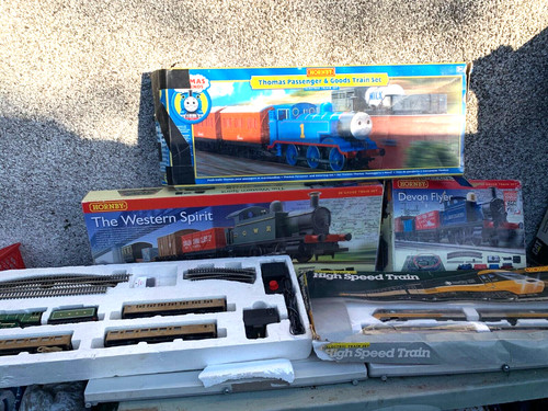Hornby tran sets flying - tran, sets,