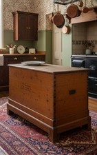Victorian (circa early / mid 19th century) blanket box